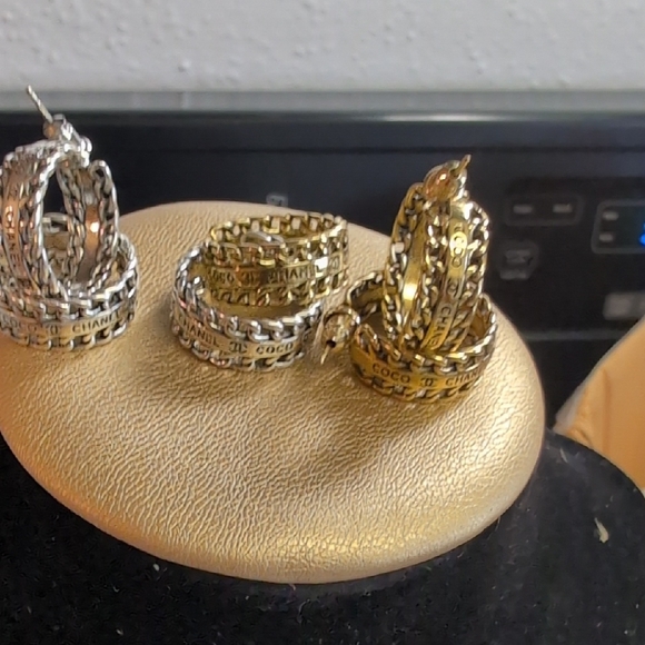 CHANEL Gold and Silver Textured Earrings - Picture 11 of 14